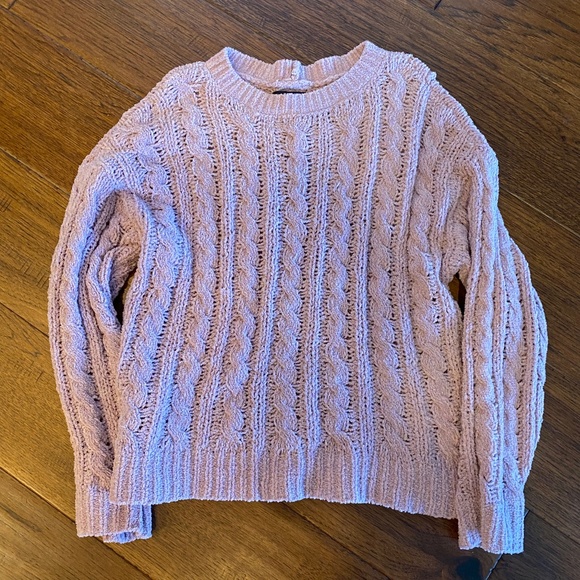Knitted Lavender Sweater from American Eagle - Picture 1 of 1